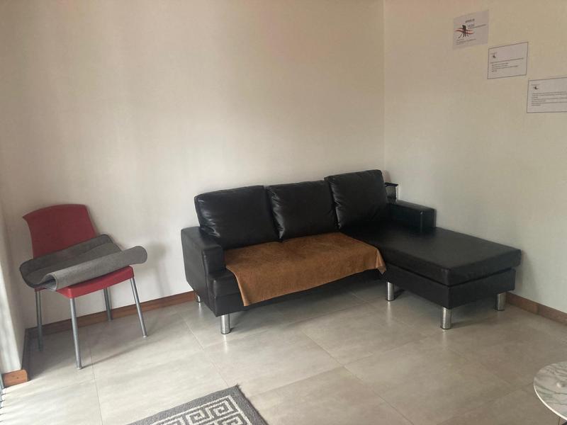 To Let Commercial Property for Rent in Newton Park Eastern Cape